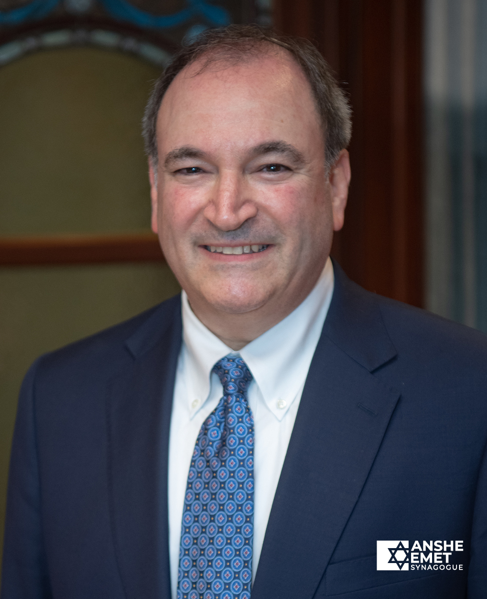 Anshe Emet Welcomes Rabbi Charles Savenor